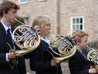 French-Horn-Day-Banner-400x300